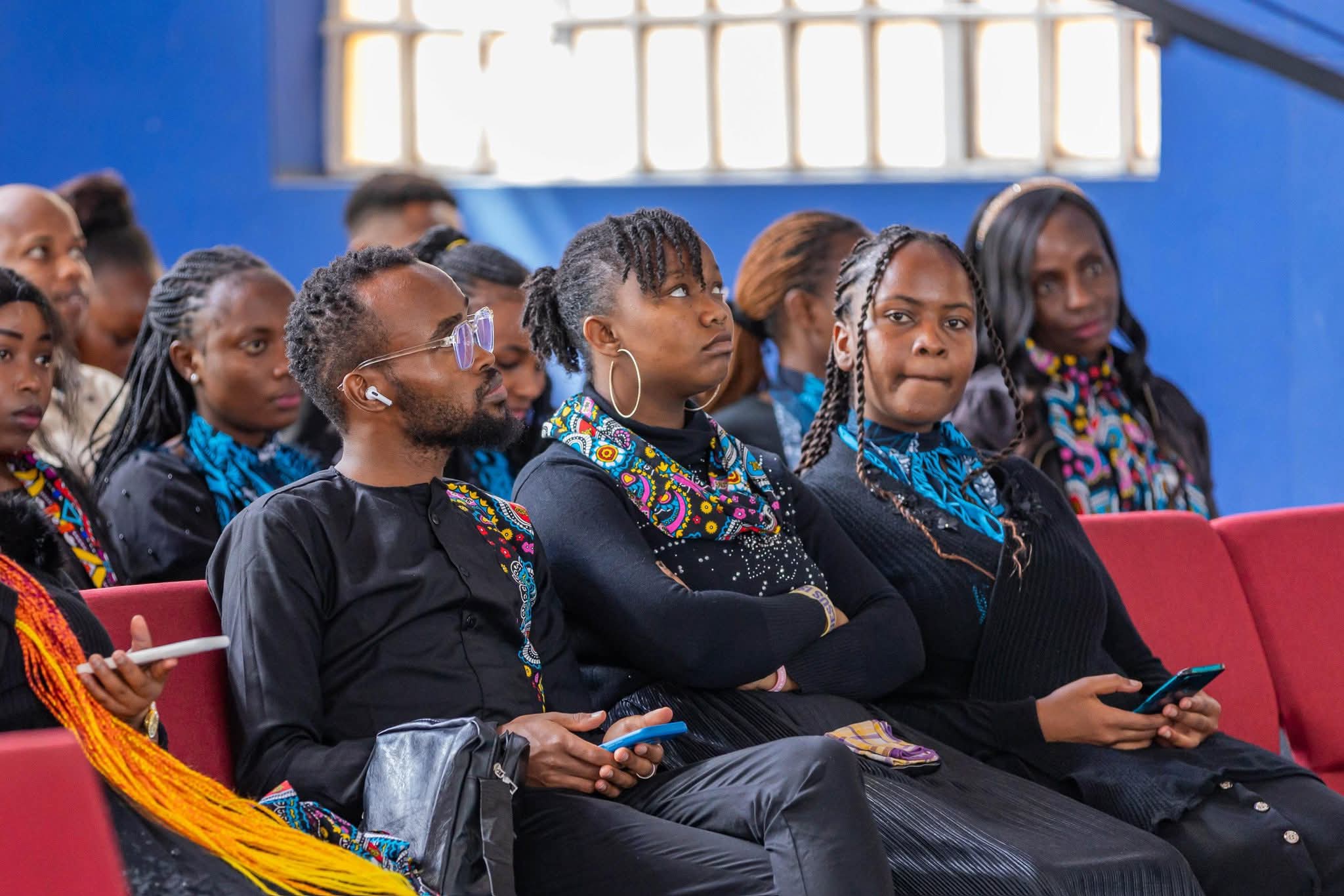 Praise & Worship Ministry – PrayerCave Youth Church